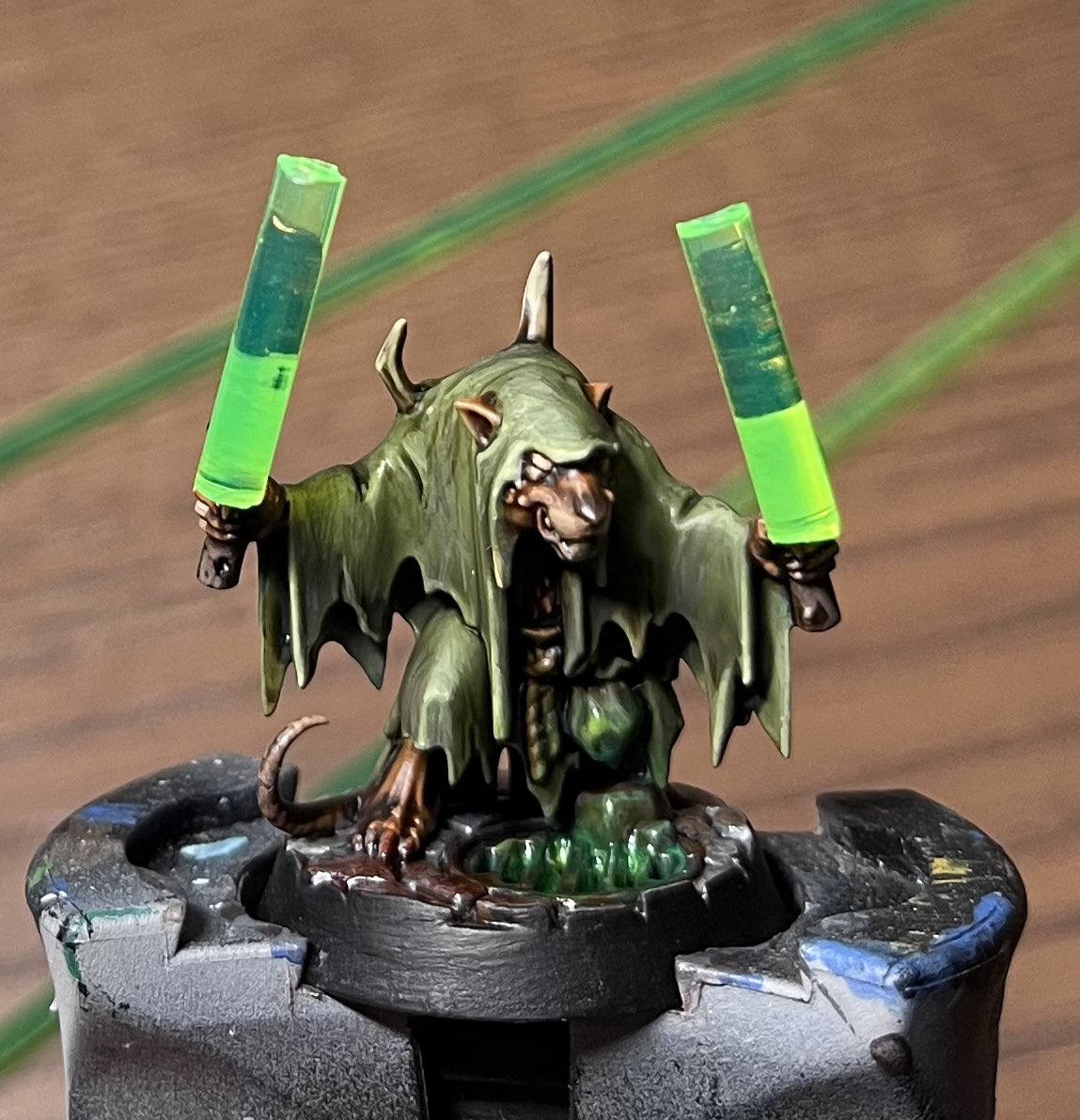 Echo_d09's tweet image. I want make he looks like 推しの角鼠, but now he looks like the Air traffic controller😂