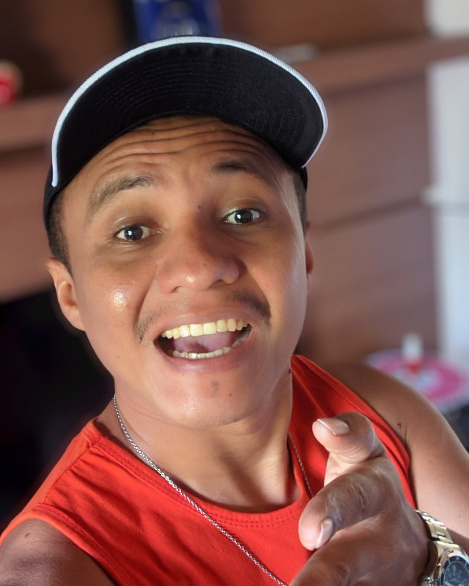 danielsousa_db's tweet image. A vida só mudará quando você tiver mais comprometimento com seus sonhos do que com sua zona de conforto.
#objetivo #sucesso