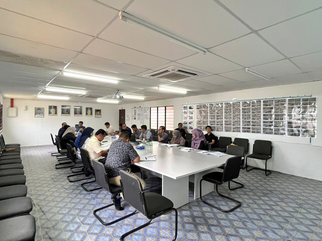 PasukanProjekTrg tweet media