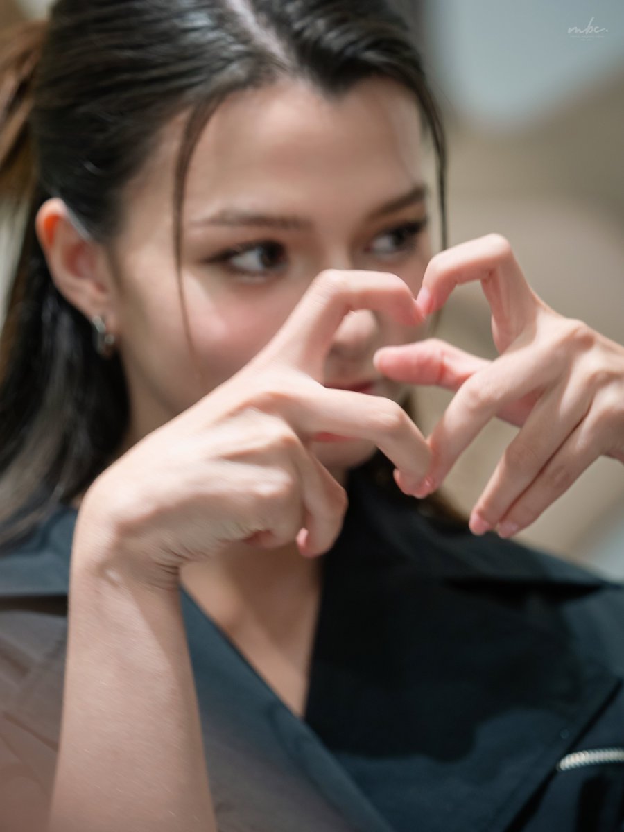 Kauw_Brotchen's tweet photo. เหมือนนางฟ้าเลย 🫶🏻✨ #Beckysangels https://t.co/a7J1rfRMAe