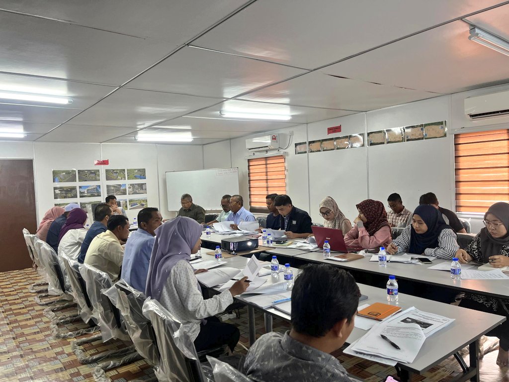 PasukanProjekTrg tweet media