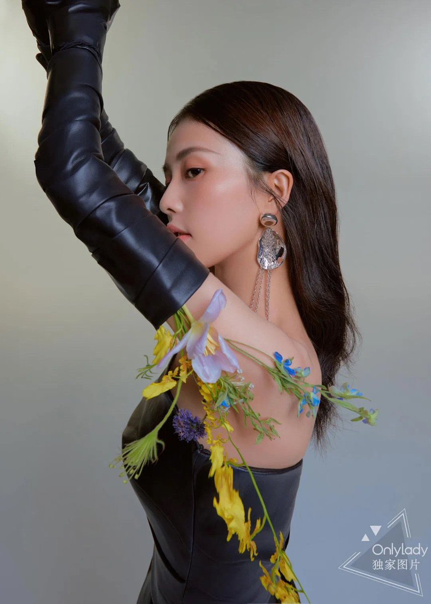 bai_lu_twh's tweet photo. #BaiLu #白鹿 🇨🇳❤️❤️❤️
#OnlyLady https://t.co/nqaAJ7x2X0