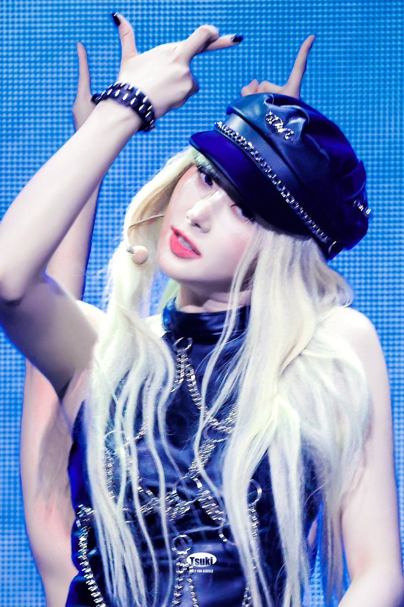 tsuki__1030's tweet photo. 240822 KWDA

#aespa #에스파
#GISELLE #지젤 #ジゼル https://t.co/UeFNuzbfGv