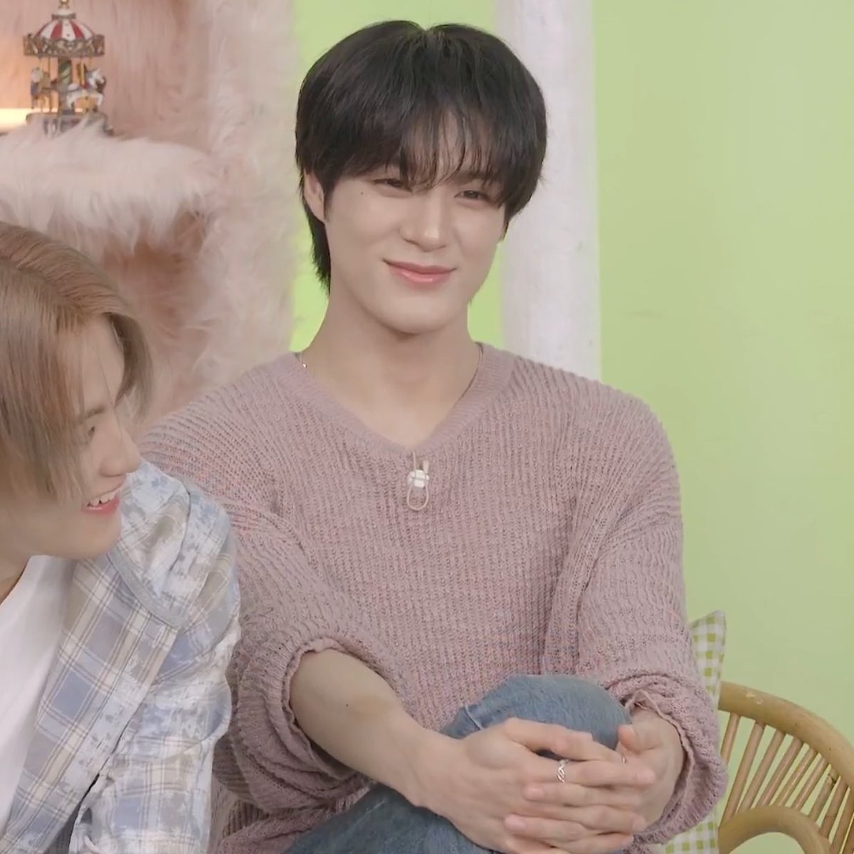 thereisjaemin's tweet image. ตายิ้มขี้โกงมาก