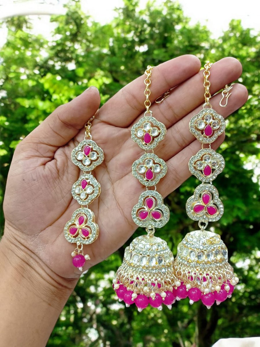 Elevate your look, one earring at a time."
 <a href="/AparupaG60901/">Aparupa - Gallery</a> 
#gold
#style
#rings
#bracelet
#bracelets
#love
#ring
#jewelrydesigner
#smallbusiness
#bangles
#indianjewellery
#jewelryaddict
#jewels
#onlineshopping
#necklaces
#earringsofinstagram
#jewelrydesign
#fashionjewelry