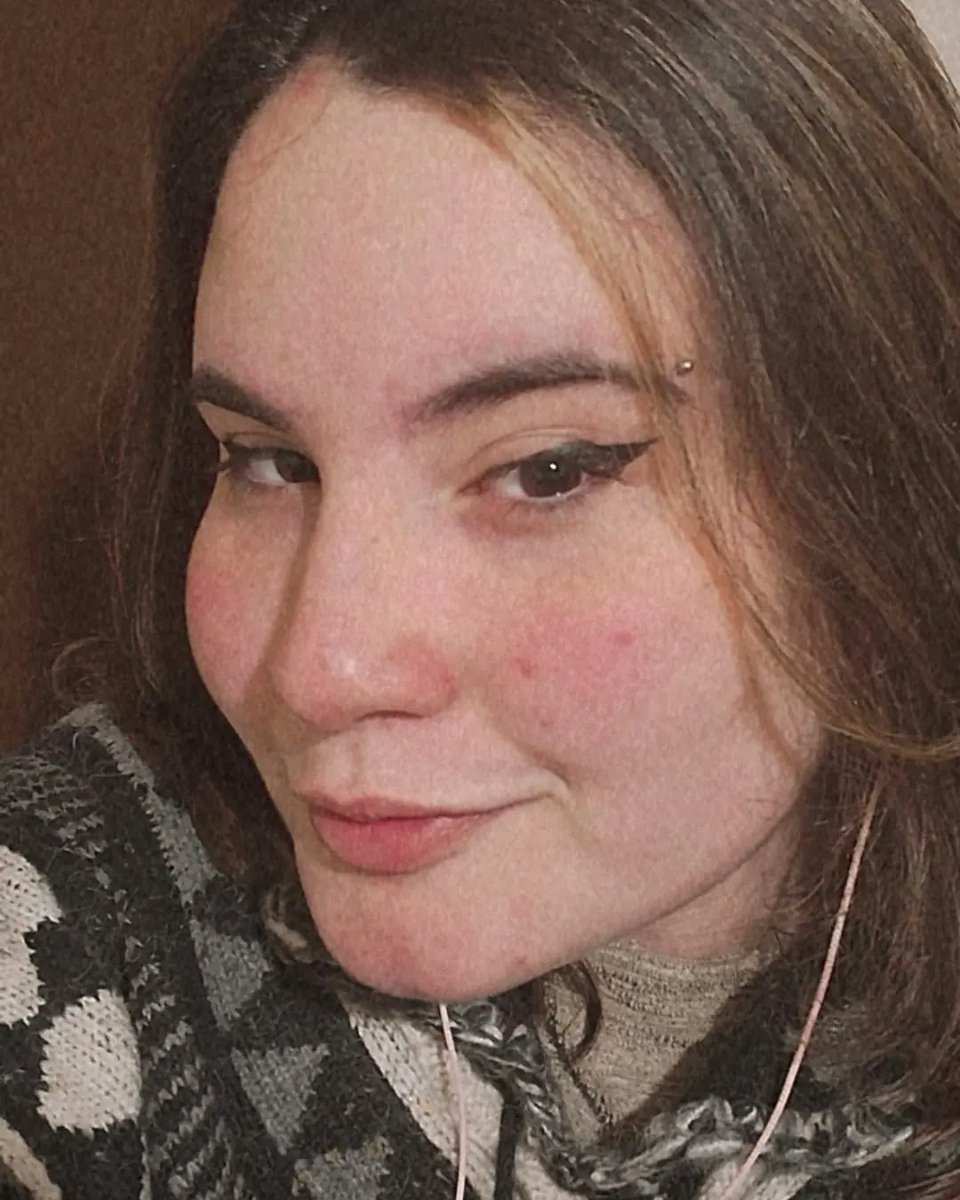 https_sisa's tweet image. o tt é o msm ou eu tenho q ir para o thread?