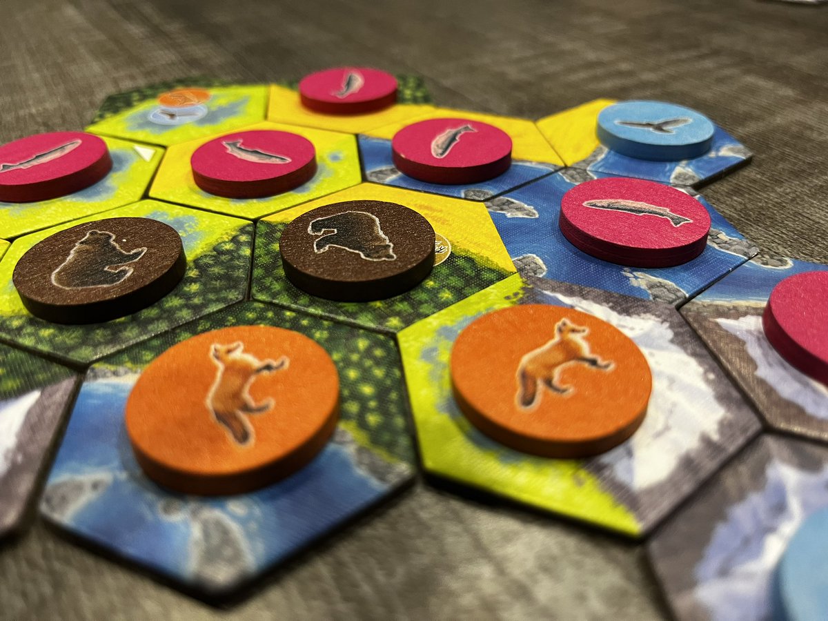 MeepleDungeon's tweet image. I know we are suuuuuper late to the party but…. Cascadia is awesome 😎
🤘🦅🤘@alderac @FallConYYC #WeMakeFun #FC37