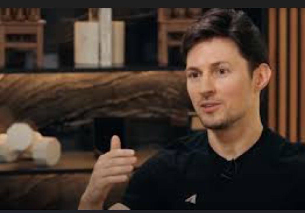 OlivierJorba's tweet photo. Aujourd'hui, les pro-#Durov appellent tous ceux qui croient en la liberté d'expression à lancer ce dimanche, un avion en papier avec les hashtags #FreeDurov et #PaperPlaneSunday !
Le fondateur et PDG de l’application #Telegram, à été arrêté à l’aéroport du Bourget. https://t.co/D5GmwCNokS