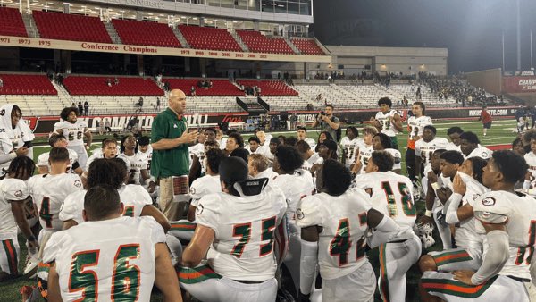 KSR (@ksronx) on Twitter photo The KSR Game of the Week saw No. 3 Frederick Douglass flex its muscles in a BIG win over No. 4 Bowling Green at WKU.
RECAP (<a href="/PiperMcCounKSR/">Piper McCoun</a>): on3.com/news/frederick… The KSR Game of the Week saw No. 3 Frederick Douglass flex its muscles in a BIG win over No. 4 Bowling Green at WKU.
RECAP (<a href="/PiperMcCounKSR/">Piper McCoun</a>): on3.com/news/frederick…