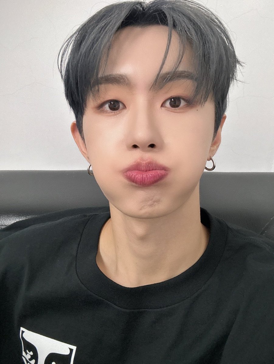 BDU4official's tweet image. [📷] 

비듀.zip

#BDU #비디유 
#BDUtourforWISHPOOL