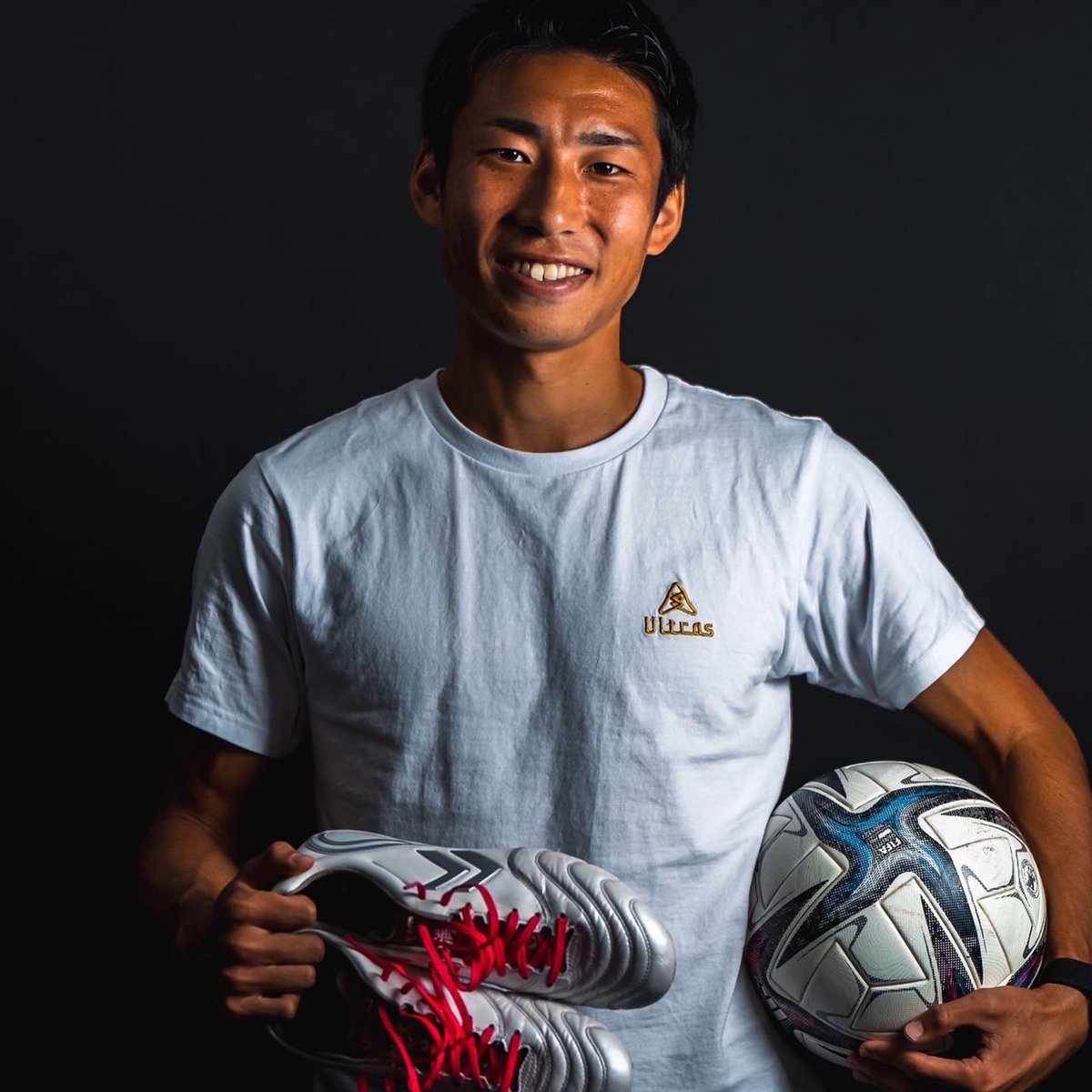 ultras_jp2021's tweet photo. Ultras 参加選手の浅川隼人選手 @hayato_s11h が昨日の試合でスタメン出場しました！

今季の浅川選手の活躍に期待です！

今季の浅川選手の応援は満員御礼です。

引き続き応援よろしくお願いします！

浅川選手の応援はこちらから↓
https://t.co/UXR7qWud8G
#Ultras #応援を形に #夢を追え #夢を支えろ #あなたの応援が選手の夢を足元から支える #サッカー #浅川隼人 #松本山雅FC