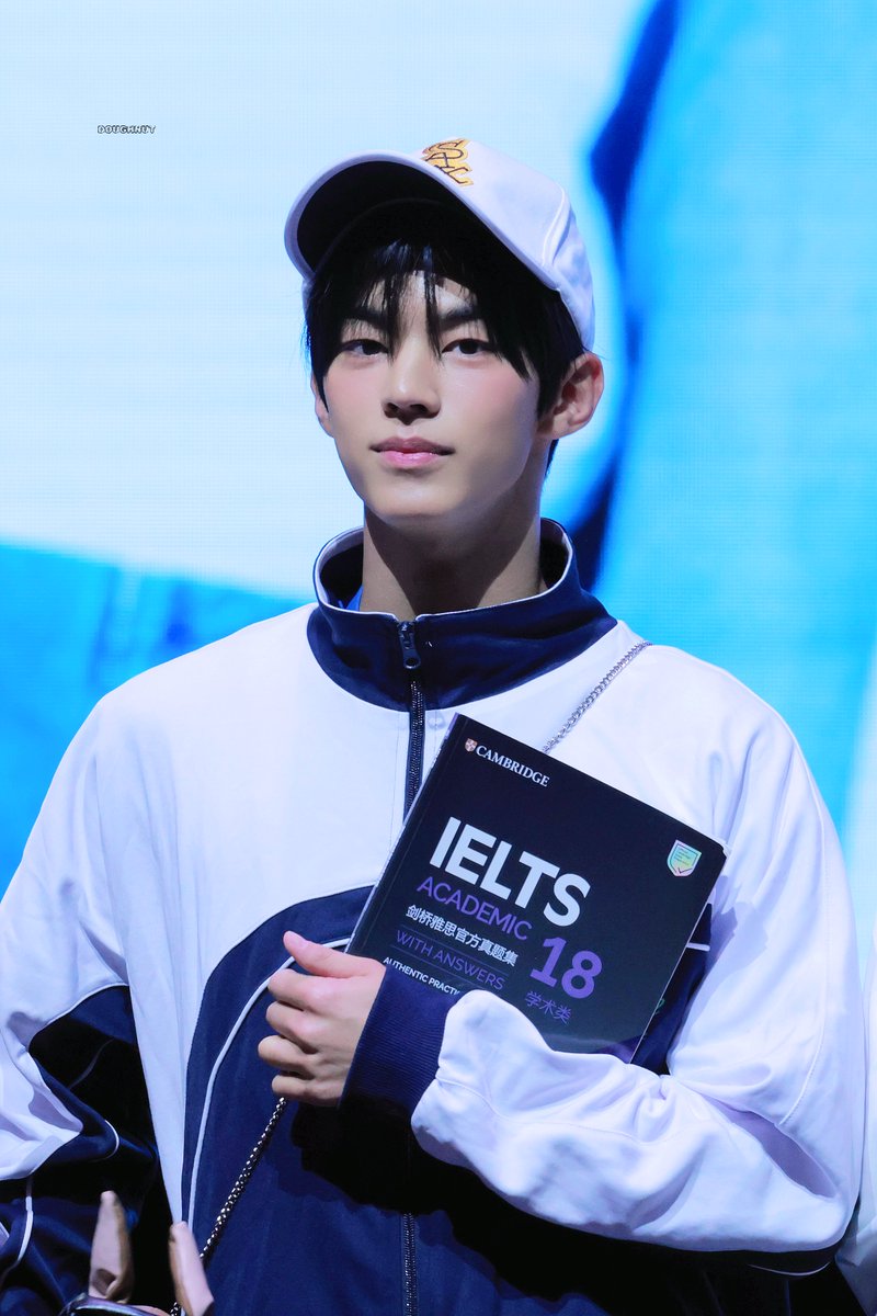 240825 이즈위 HD

火花王子 道勋📖

#천재똥강아지 #DOHOON #도훈 
#TWS #투어스 #ドフン #トゥアス