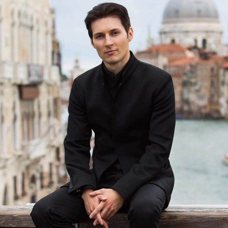 Crypto_Neuz's tweet photo. 🚨Breaking: from @elonmusk to @Cobratate everyone is in support with #Durov ❤

I love how people are supporting the real voice of speech.

We need to raise our voice loud, Retweet and comment as much as you can! ❤🙏

Use Hashtag - #FREEDUROV https://t.co/ebeCI2iXsy