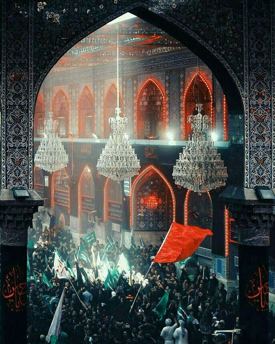 روضه خوانت میشوم با روضه ای تک مصرعی
« بر زمین بودی و بر جسم تو پیراهن نبود »

🏴اربعین حسینی تسلیت باد
#اربعین
#Arbaeen