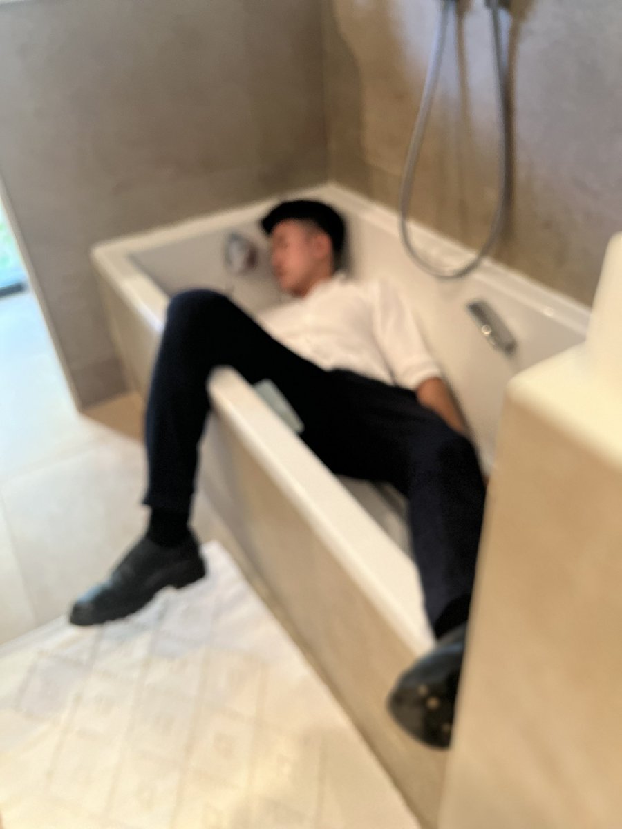 SweetOreo (@nicksunrain) on Twitter photo 