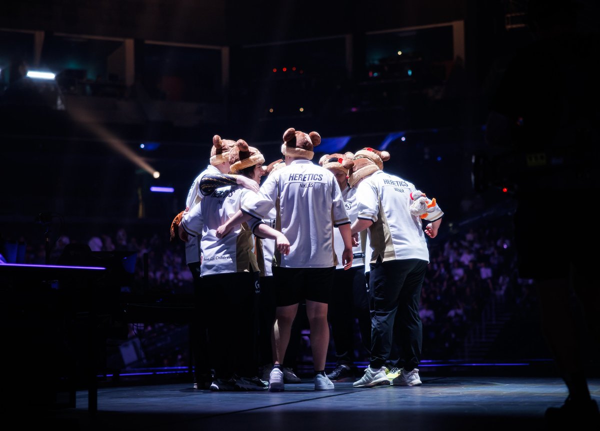 The most important day in our history

Less than 30 minutes to play the Grand Final of Valorant Champions 2024.

#VamosHeretics