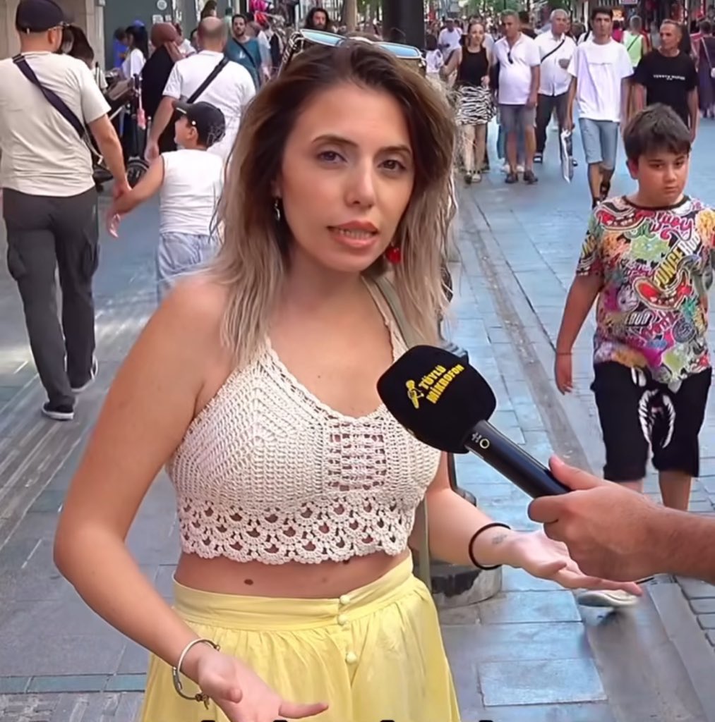 Unutturmayacağız! Dilruba, Instagram yasağını eleştirdiği için 13 gündür tutuklu...      

Serbest bırakın!