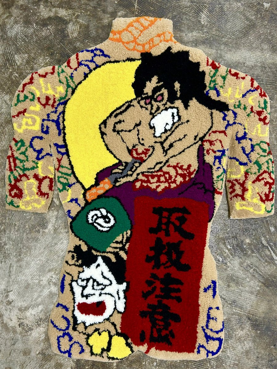 R10911r's tweet photo. .
『切腹』
85cm×65cm
（写真②はA4用紙と比較）

https://t.co/sA5ja7k3iQ

#タフティング #ラグ #tufting #rug #yakuza #kohh #取扱注意 #般若 https://t.co/uNoH3xwM1r