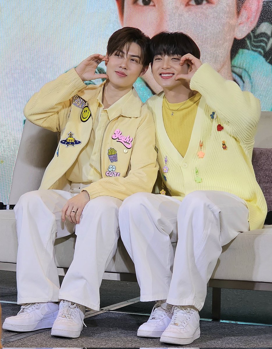 hippo28826's tweet photo. แจกความฉดใฉ☺️💕

#BenzGarfieldXBWSunshineDay 
#BenzGarfield #เบนซ์กาฟิวส์ 
#BENZALERT #Garfinpkk 
#แบตเตอร��่ของอเลิ๊ต #Fieldmily https://t.co/zmlhuH3hxx