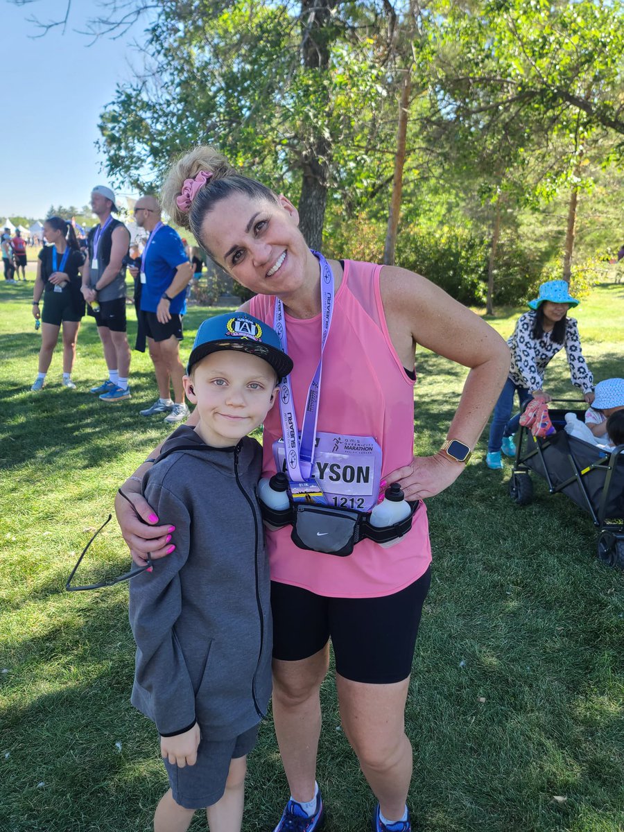 Allyson Cozine (@amcozine) on Twitter photo “Mom, there is a man in red high heels and he is beating you” Oh B, thanks for the inspirational talk at 11km. <a href="/RunQCM/">GMS Queen City Marathon</a> Another half marathon in the books. Thank you to everyone for always putting on a fabulous race weekend 💕 “Mom, there is a man in red high heels and he is beating you” Oh B, thanks for the inspirational talk at 11km. <a href="/RunQCM/">GMS Queen City Marathon</a> Another half marathon in the books. Thank you to everyone for always putting on a fabulous race weekend 💕