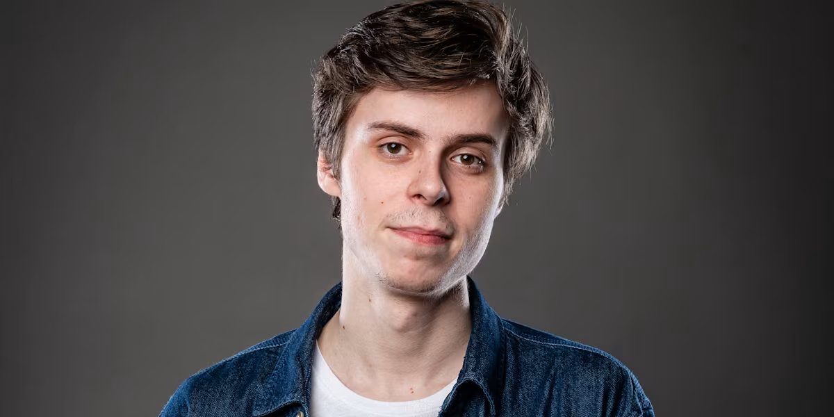 Th0masHD, the unluckiest man in the world and the king of 2nd places. 💔

2nd FNCS Global Champion - 2024
2nd FNCS Major 1 - 2024
2nd FNCS Major 1 - 2023
2nd FNCS Chapter 2 Season 5
2nd FNCS Chapter 2 Season 5