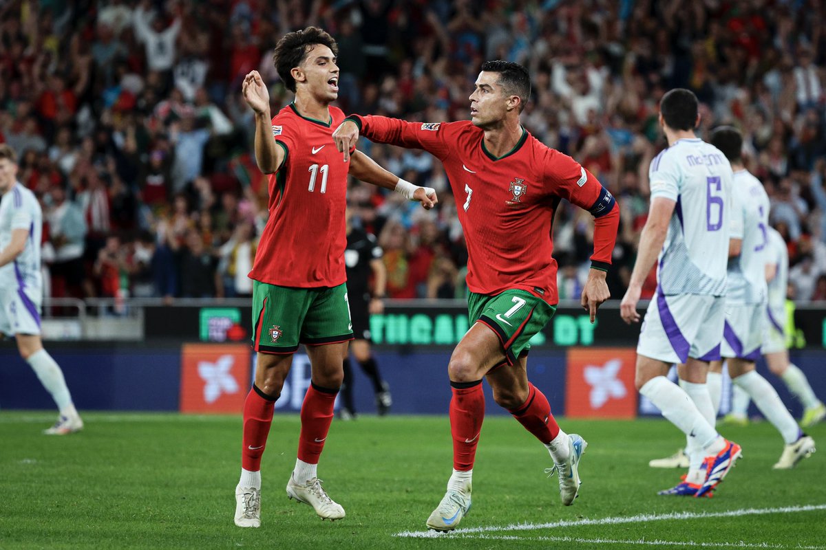 selecaoportugal's tweet photo. 𝗜𝗡𝗘𝗩𝗜𝗧𝗔́𝗩𝗘𝗟. ❤️‍🔥 @Cristiano 

#PartilhaAPaixão | #NationsLeague https://t.co/rIgKWYsVob