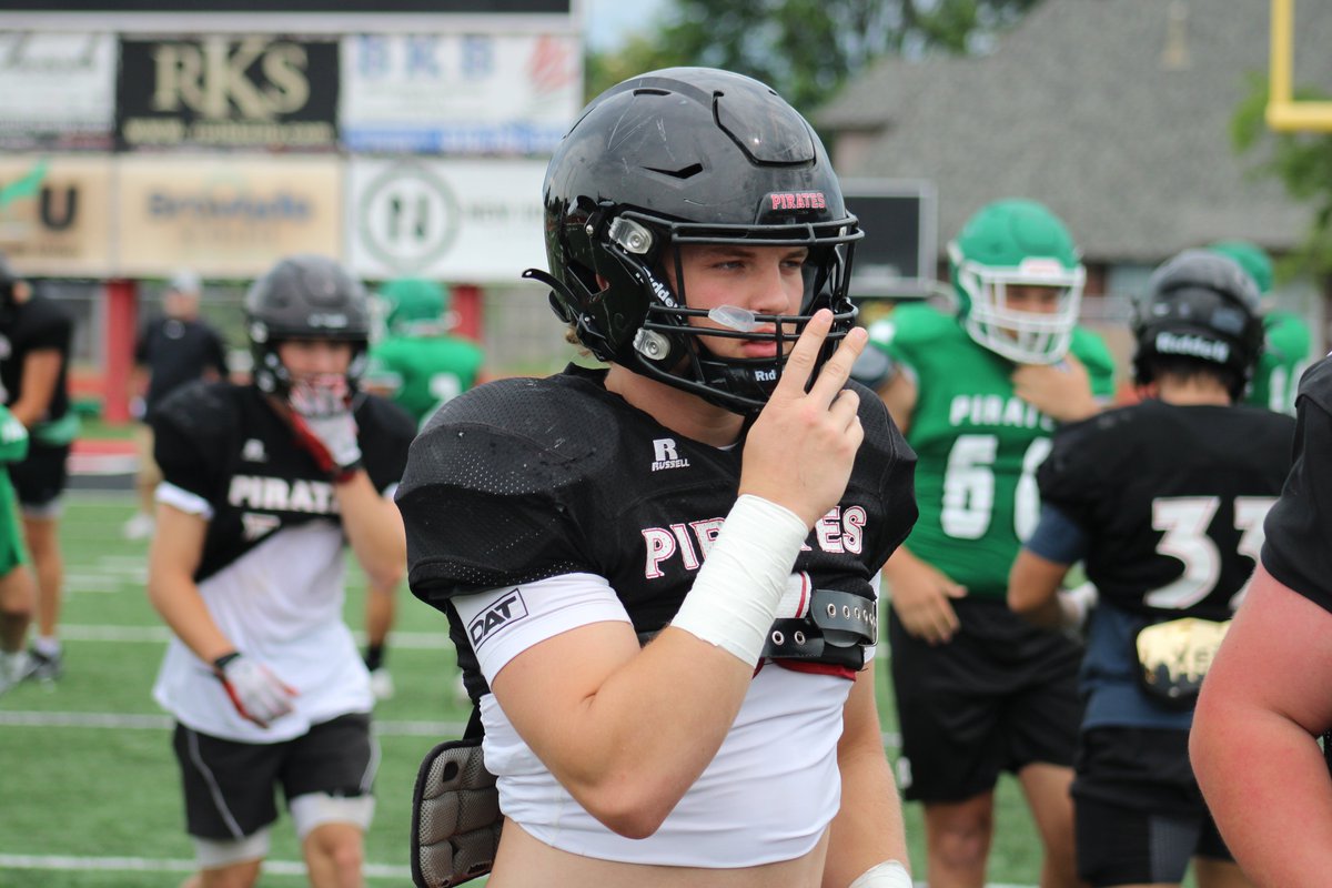 Prep Redzone Oklahoma (@prepredzoneok) on Twitter photo Our Week One Top Performing Quarterbacks Included:
<a href="/BradHois06/">Brad Hoisington</a>
<a href="/CarsonKirby14/">Carson Kirby</a>
<a href="/creed_barrett/">Creed Barrett</a>
<a href="/FicklinJamarian/">Jamarian “Byrd” Ficklin</a>
<a href="/JaxBernard15/">Jax Bernard</a>
<a href="/johnmarkroller8/">JohnMark Roller</a>
<a href="/MasonSchubert3/">Mason Schubert</a>
<a href="/Phoenixmurphy06/">Phoenix Murphy</a>
<a href="/sawyer_rice07/">Sawyer Rice</a>
<a href="/Titan_Hix/">Titan Hix</a>
<a href="/Trajanvsw_7/">Trajan Williamson</a>
👇🔗FULL BREAKDOWN🔗👇 #OKPreps
prepredzone.com/2024/09/week-o… Our Week One Top Performing Quarterbacks Included:
<a href="/BradHois06/">Brad Hoisington</a>
<a href="/CarsonKirby14/">Carson Kirby</a>
<a href="/creed_barrett/">Creed Barrett</a>
<a href="/FicklinJamarian/">Jamarian “Byrd” Ficklin</a>
<a href="/JaxBernard15/">Jax Bernard</a>
<a href="/johnmarkroller8/">JohnMark Roller</a>
<a href="/MasonSchubert3/">Mason Schubert</a>
<a href="/Phoenixmurphy06/">Phoenix Murphy</a>
<a href="/sawyer_rice07/">Sawyer Rice</a>
<a href="/Titan_Hix/">Titan Hix</a>
<a href="/Trajanvsw_7/">Trajan Williamson</a>
👇🔗FULL BREAKDOWN🔗👇 #OKPreps
prepredzone.com/2024/09/week-o…