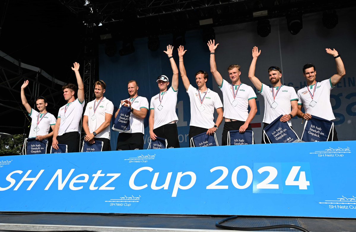 Starker zweiter Platz in Rendsburg

Mit einer cleveren Taktik und einem konstant hohen Tempo fuhr der Deutschland-Achter auf einen guten zweiten Platz beim 24. SH Netz Cup in Rendsburg. Nur der Olympia-Zweite aus den Niederlanden war schneller.

deutschlandachter.de/2024/09/08/sta…