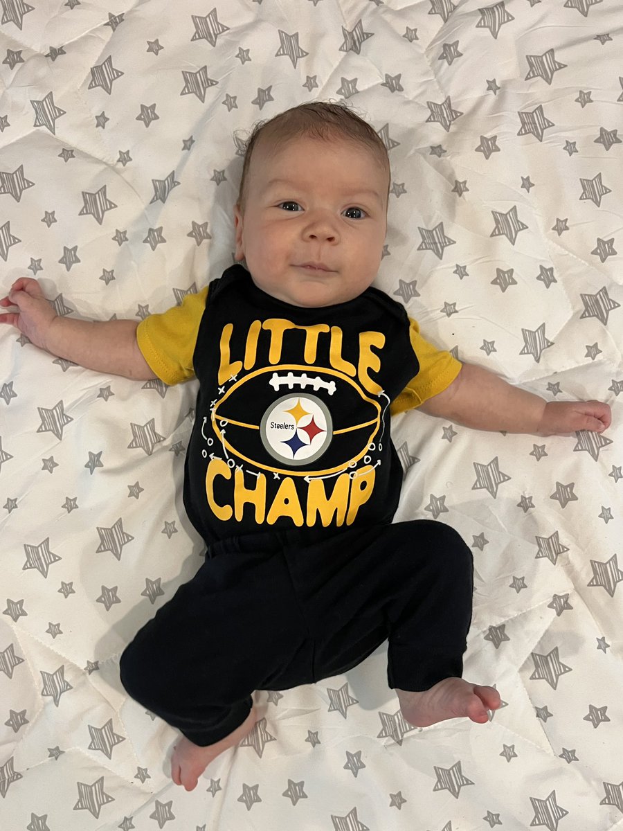 Kyleigh Panetta (@kyleighpanetta) on Twitter photo Tuning in for his first Redzone 🏈 ready for 7 hours of commercial free football with <a href="/ScottHanson/">Scott Hanson</a> <a href="/nflnetwork/">NFL Network</a> <a href="/NFL/">NFL</a> Tuning in for his first Redzone 🏈 ready for 7 hours of commercial free football with <a href="/ScottHanson/">Scott Hanson</a> <a href="/nflnetwork/">NFL Network</a> <a href="/NFL/">NFL</a>
