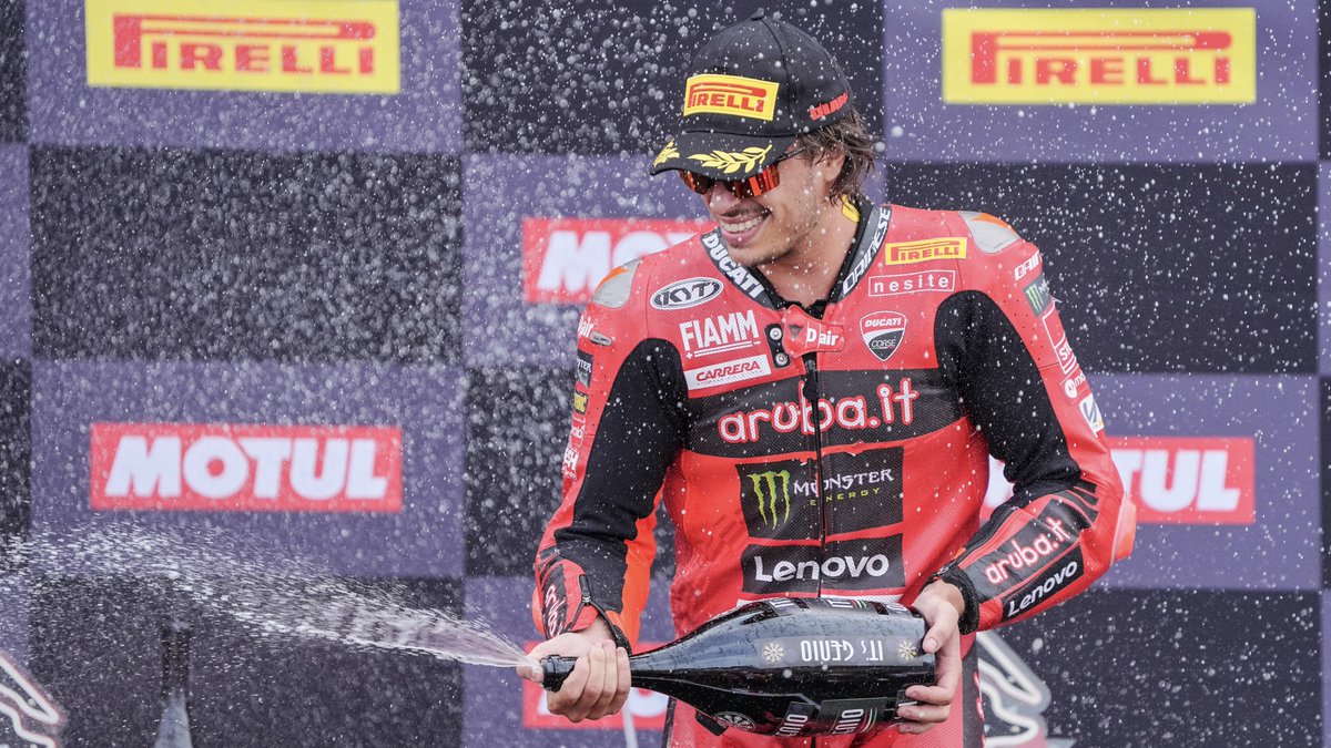 "Una gara perfetta… avevo bisogno di una giornata del genere!" – Bulega entusiasta dopo la doppietta in Francia dlvr.it/TCzkFf