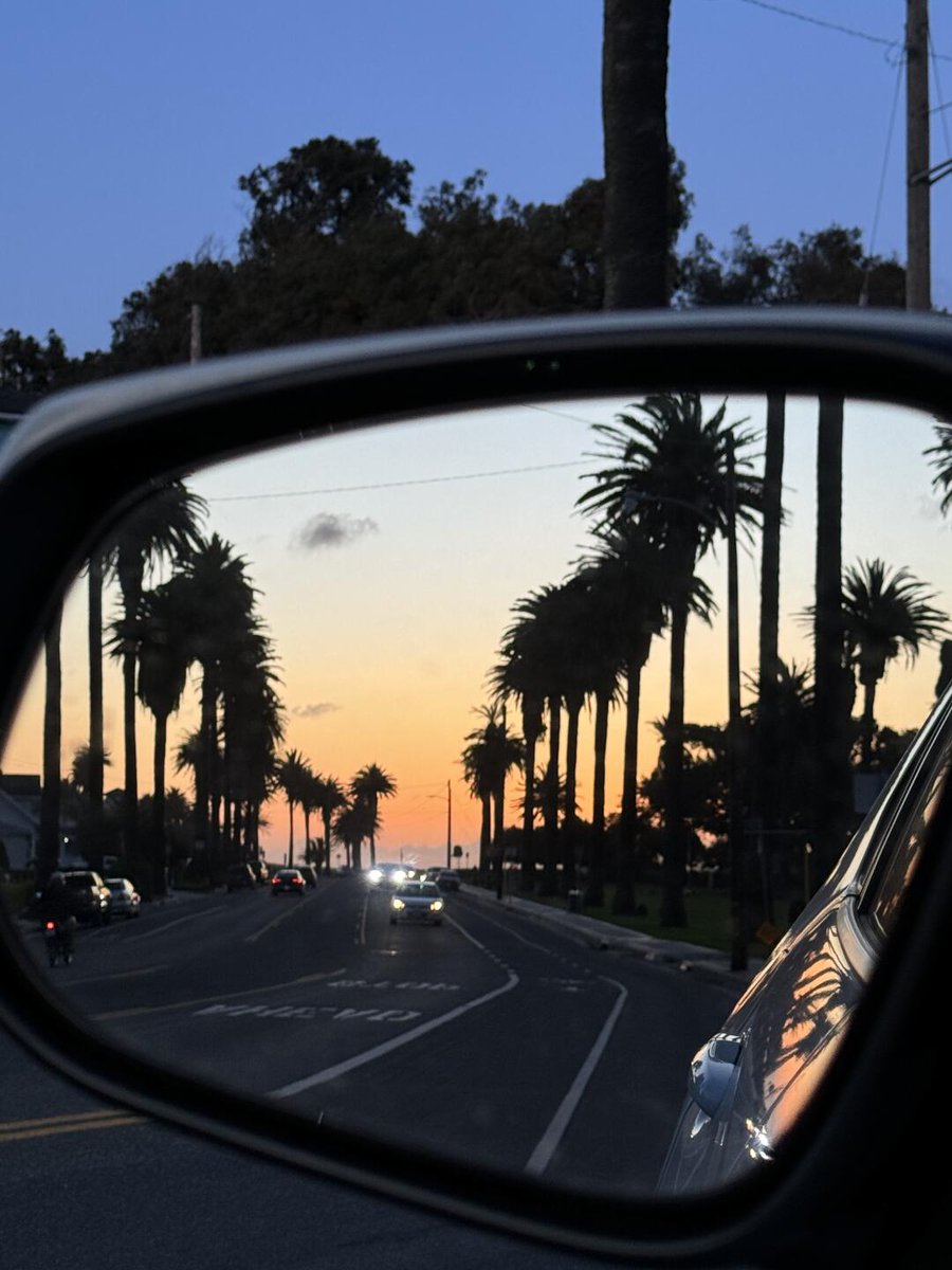 sarong electuary
Success is a journey, not a destination. Enjoy the ride. 🛤️ #EnjoyTheJourney