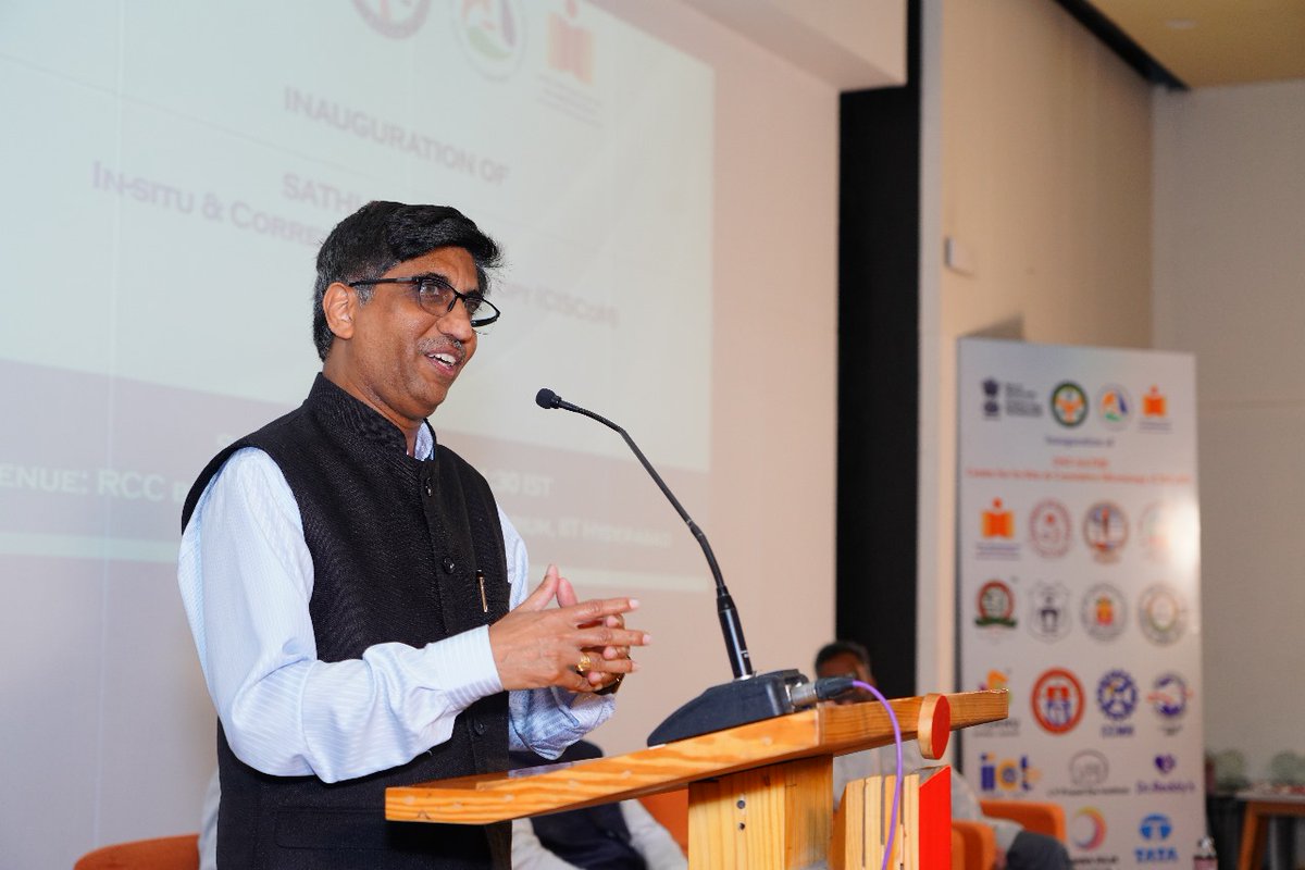 Centre for In-Situ and Correlative Microscopy (SATHI-CISCoM) supported under <a href="/IndiaDST/">DSTIndia</a> - SATHI Sophisticated Analytical and Technical Help Institute (SATHI) program at IIT Hyderabad was inaugurated today in the presence of Dr. B.V.R. Mohan Reddy, Chairman Board of Governors,