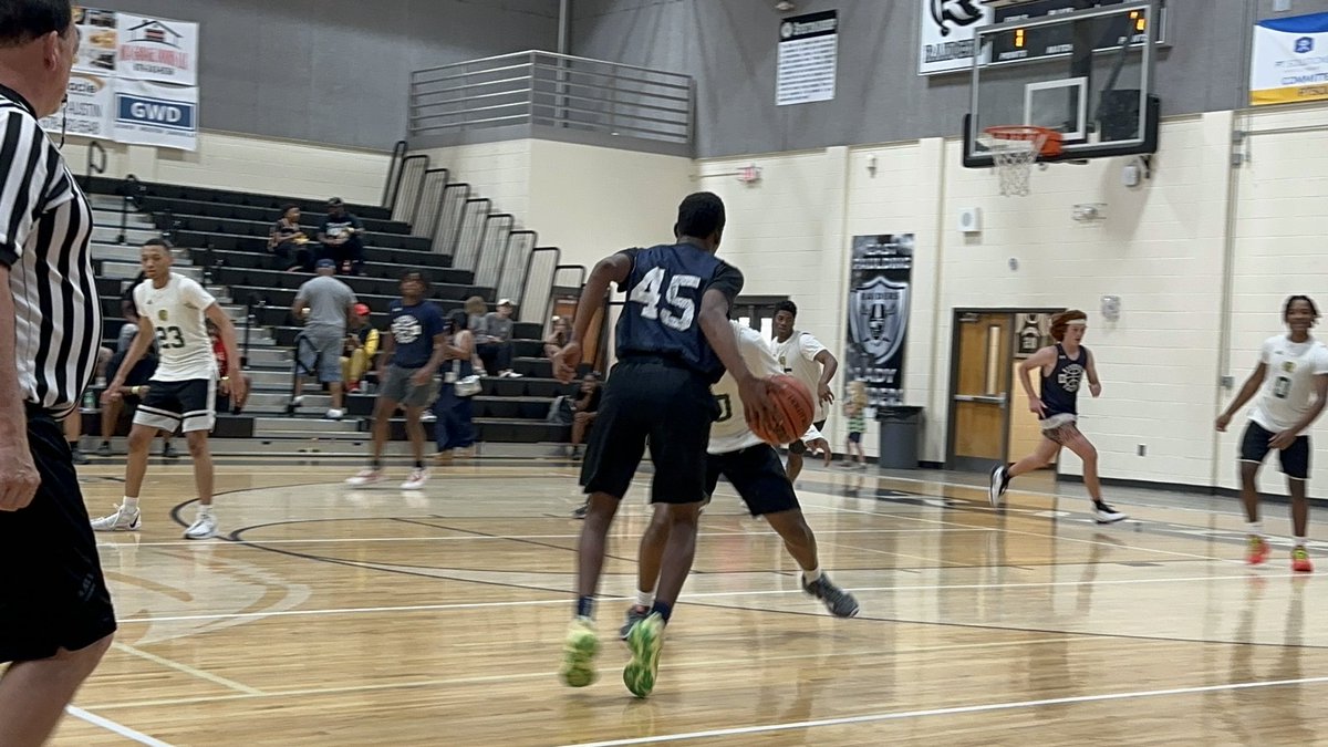 Kyle Sandy (@kylesandy355) on Twitter photo Half
<a href="/WHS_CATS_BBALL/">WOODLAND WILDCATS BASKETBALL</a> 13
<a href="/LithiaHoops/">Lithia Springs Boys Basketball</a> 6
<a href="/mello_morris2/">Carmello Morris</a> 7p
#SandysSpielFallLeague Half
<a href="/WHS_CATS_BBALL/">WOODLAND WILDCATS BASKETBALL</a> 13
<a href="/LithiaHoops/">Lithia Springs Boys Basketball</a> 6
<a href="/mello_morris2/">Carmello Morris</a> 7p
#SandysSpielFallLeague