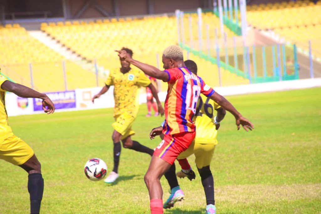 Tofiakwa Gh Ⓜ️ (@didipreko) on Twitter photo Apart from <a href="/HeartsOfOakGH/">Phooobia! - #WeNeverSayDie 🏅🏆</a> which other useless club do you know?
Asking for a friend? 😭 Apart from <a href="/HeartsOfOakGH/">Phooobia! - #WeNeverSayDie 🏅🏆</a> which other useless club do you know?
Asking for a friend? 😭