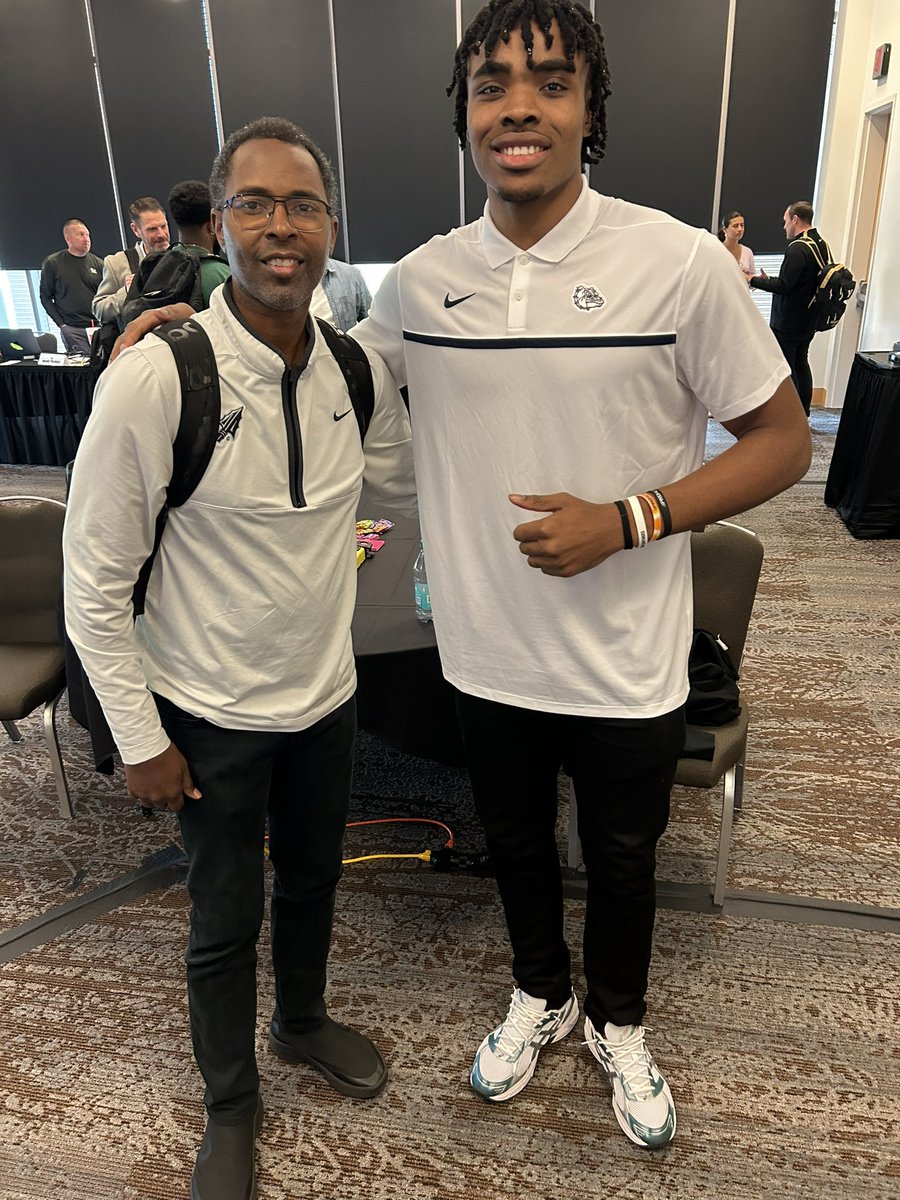 MichaelAjayi_'s tweet image. Glad to be apart of this incredible event ! @NCAA #LearnLead #EliteStudentMBB