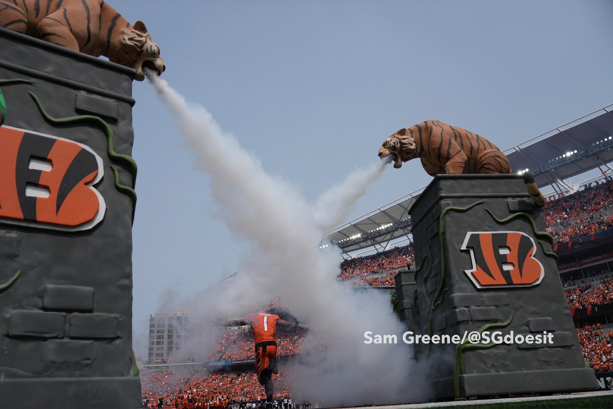 SGdoesit's tweet image. Week One.