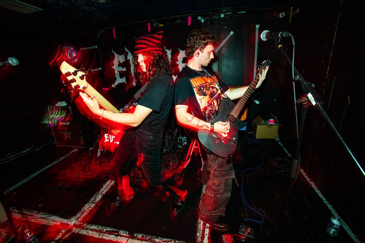 Thank you so much <a href="/facedownlondon/">Face Down</a> !!! That was absolute chaos! shout out to everyone who slayed it in the pit, you were all amazing. Thanks so much for having us🖤🎀 #facedown #facedownlondon #club #clubnight #emo #alt #alternative #altmusic #altband #nightout #alternativeband