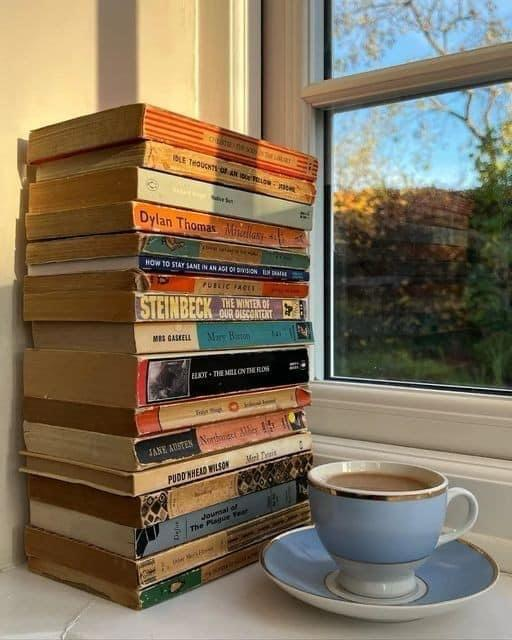 BookTasters's tweet image. Coffee and a book at sunrise&amp;gt;&amp;gt;&amp;gt;