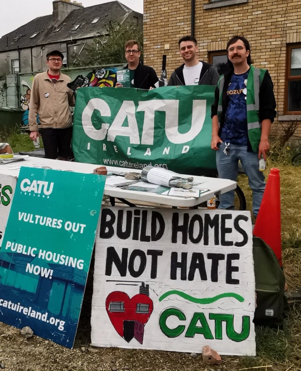 CATUDublin3's tweet photo. D3 members out and about today at Rather Gather's brilliant community festival today in North Strand. Lots of discussions about mould, stolen deposits and how through community solidarity with Palestine, we can make D3 Apartheid-Free.
🌈
#JoinCATU https://t.co/owA4iuBqQj