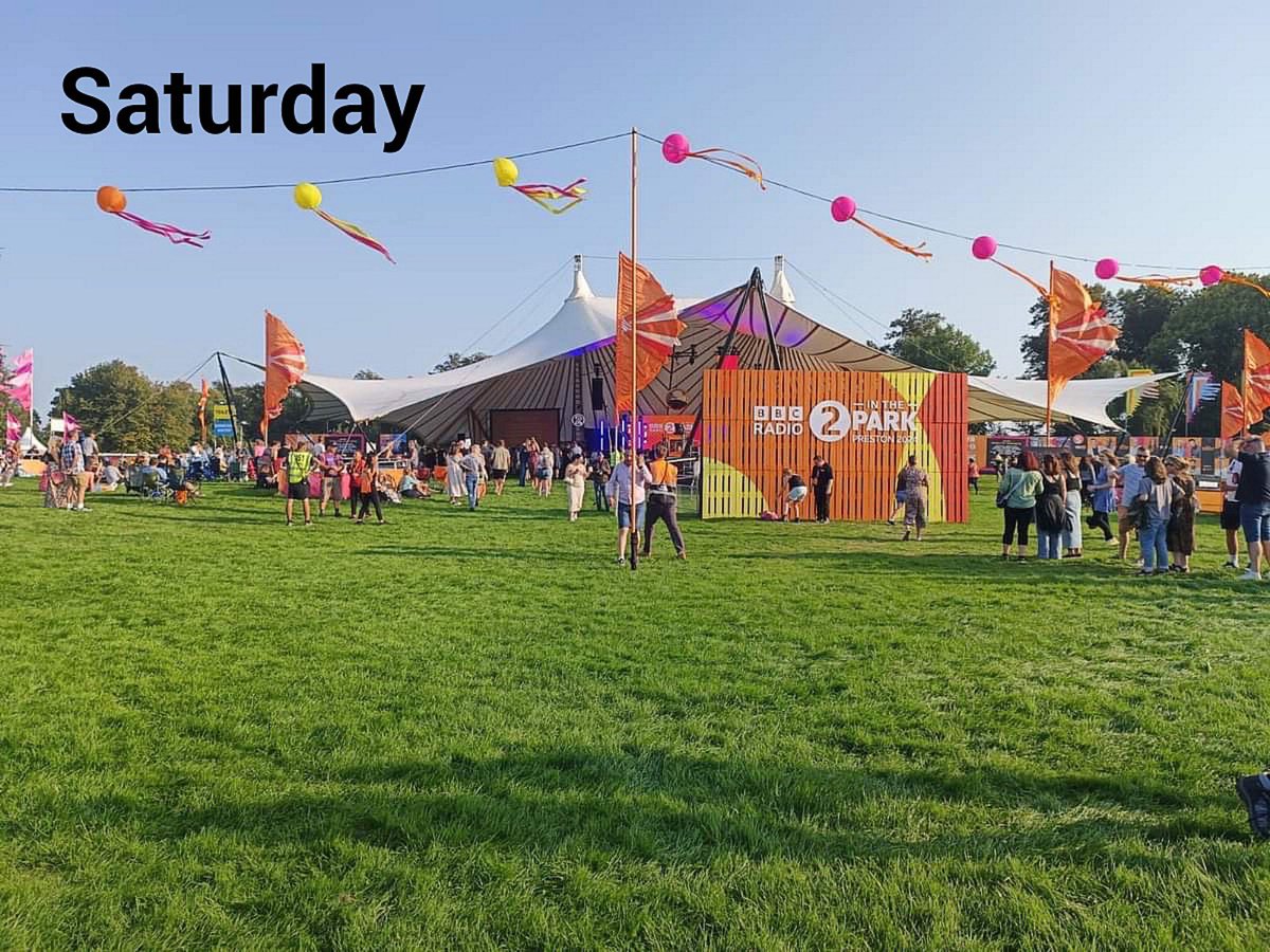 JDevs's tweet image. Guess it doesn’t always rain on @TravisBand 😂 #R2inThePark
