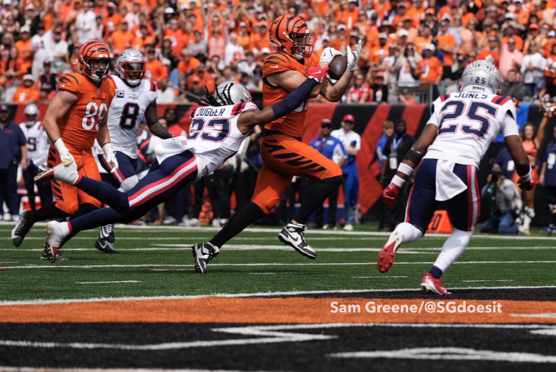 SGdoesit's tweet image. Catch, fumble, catch. #Bengals