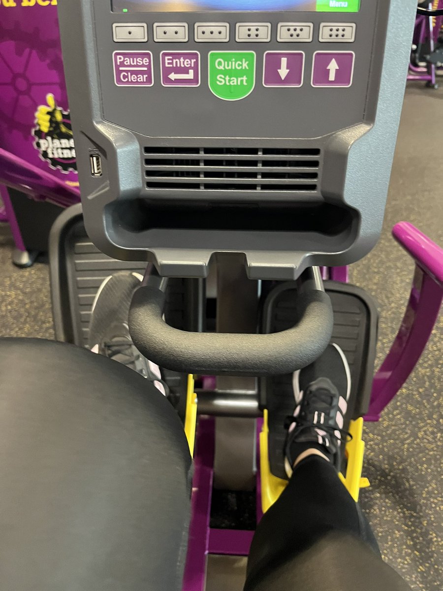 heidimusictchr's tweet photo. Counting down to fall break but have a lot to do!!!
❤️💪🏼#blessed #LongsAreStrong #selfcarematters #GodisControl https://t.co/5MbDMhMlvq