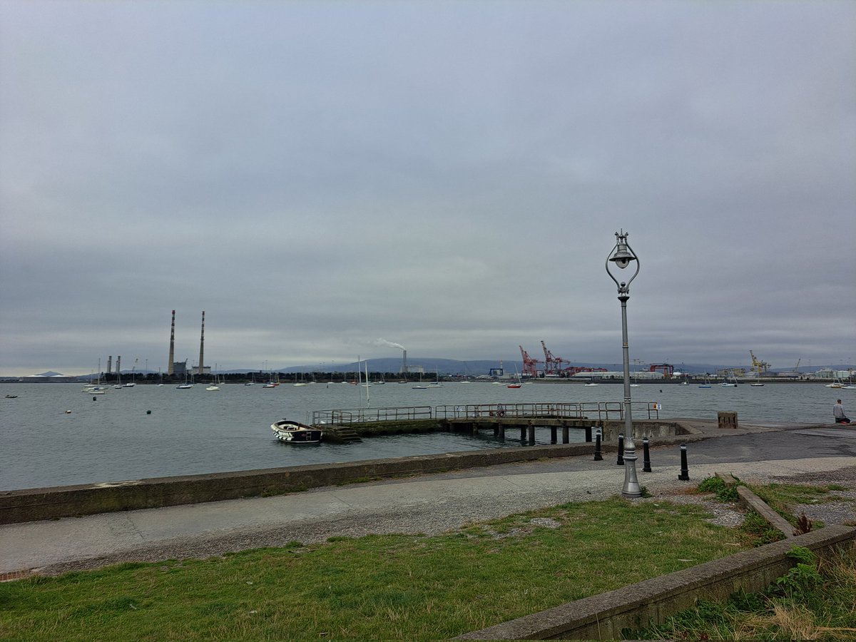 ClontarfTimes1's tweet image. The Clontarf Slipway earlier today...
#Clontarf #DublinBayArea