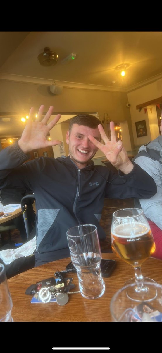 2024/5 off to a flyer for the boys with a comfortable 8-1 win vs <a href="/mcrmavericks/">Manchester Mavericks</a> 

So good that one of their lads came to our after game pub and bought us all 8 drinks each to celebrate (and probably want to sign on)!!! 
However he forgot the jägers  - so he can do one! 

UTFV 💜