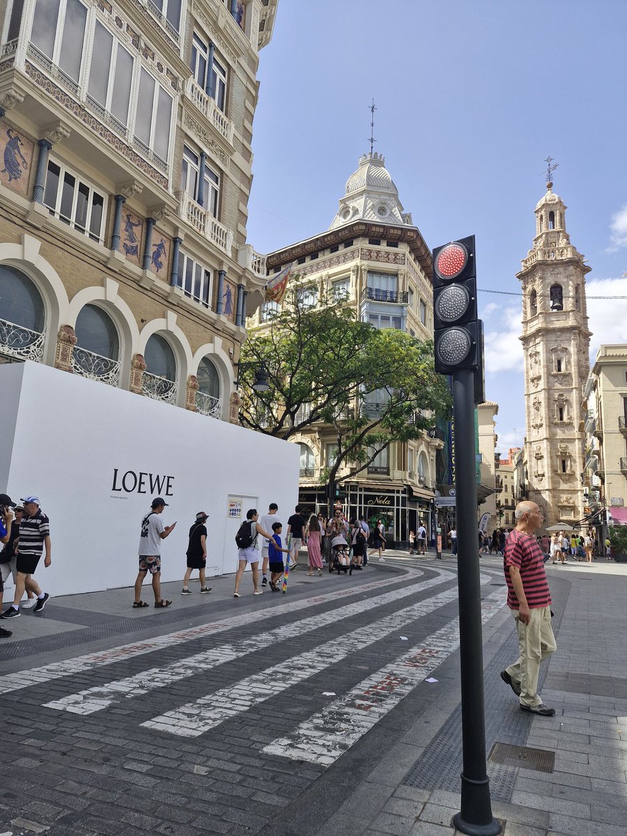 Uliana Pidvalna (@ulianapidvalna) on Twitter photo Do you see how Valencia is preparing for the #ESOR & #ESR_Journals workshop "Advancing Excellence in Manuscript #Review"? Even the speaker's name is highlighted in the city centre! 😉
<a href="/christian_loewe/">Christian Loewe</a> <a href="/EurRadiology/">European Radiology</a> <a href="/myESR/">myesr</a> <a href="/InsightsImaging/">Insights into Imaging</a> <a href="/stefaniemuzik/">Stefanie Bolldorf</a> <a href="/pintodrad/">D. Pinto dos Santos</a> Do you see how Valencia is preparing for the #ESOR & #ESR_Journals workshop "Advancing Excellence in Manuscript #Review"? Even the speaker's name is highlighted in the city centre! 😉
<a href="/christian_loewe/">Christian Loewe</a> <a href="/EurRadiology/">European Radiology</a> <a href="/myESR/">myesr</a> <a href="/InsightsImaging/">Insights into Imaging</a> <a href="/stefaniemuzik/">Stefanie Bolldorf</a> <a href="/pintodrad/">D. Pinto dos Santos</a>