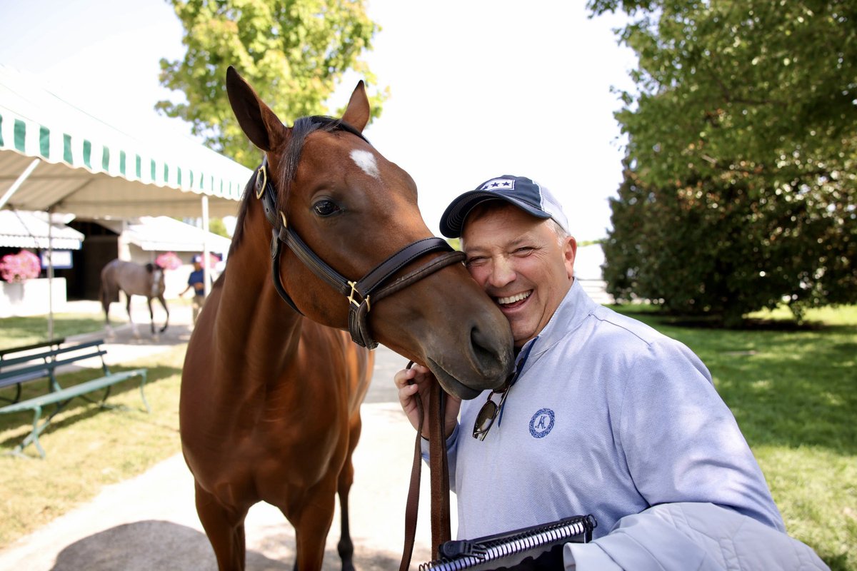 keenelandsales's tweet image. Someone’s feeling the love! @KerryCauthen @FourStarSales 

#KeeSept