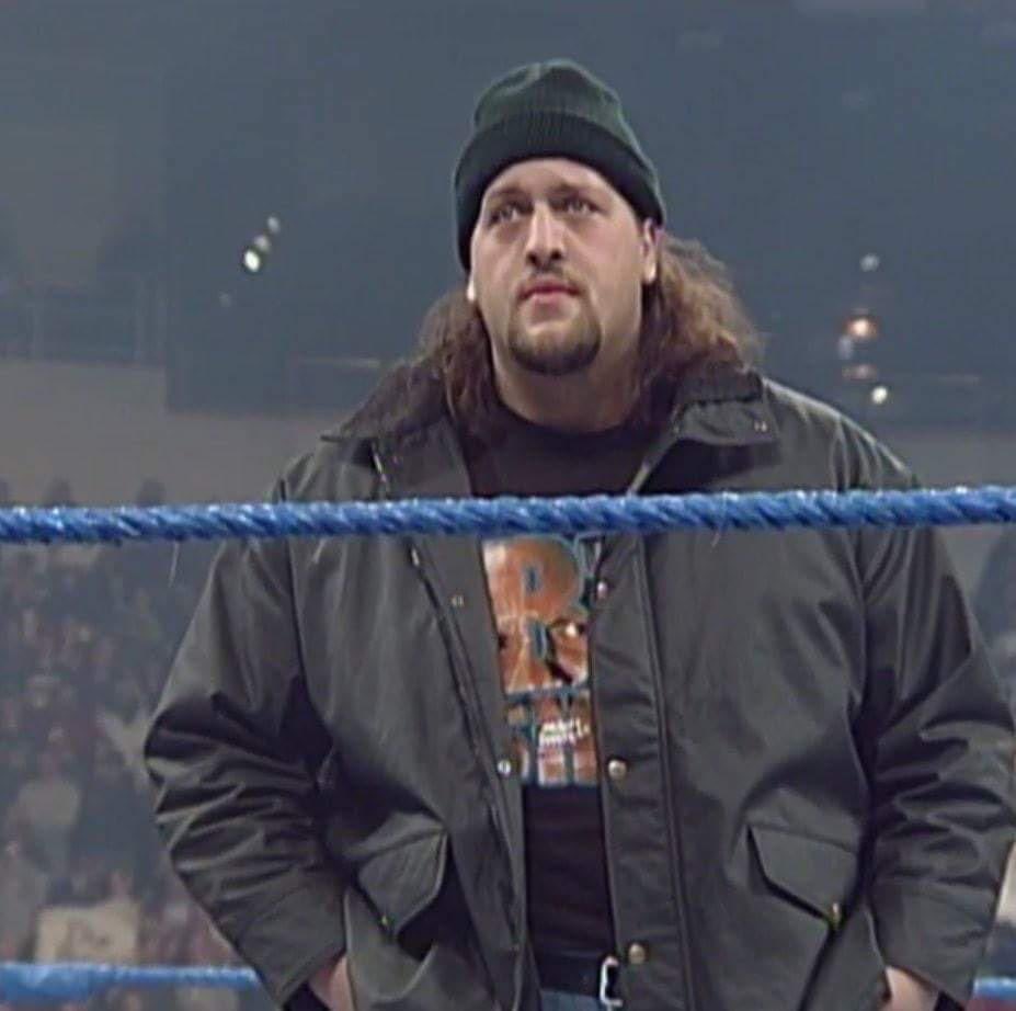 daveedosan's tweet image. fall is almost here, time to really start dressing