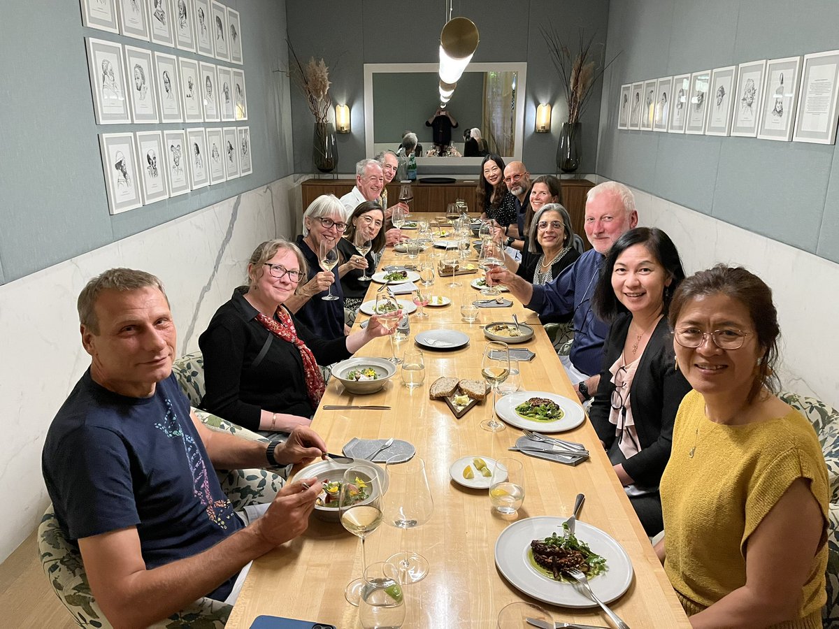 Prof. Keiko Torii (@keikoutorii) on Twitter photo Excellent plant scientists, colleagues and friends; stimulating & insightful scientific discussions; fun & exciting conversations; and fantastic cuisine at the restaurant called “Botanist”. What would you need more? Thanks <a href="/AnnualReviews/">Annual Reviews</a> 🌹🌻🌱🌲🌾🍋🍅🌽🥰 Excellent plant scientists, colleagues and friends; stimulating & insightful scientific discussions; fun & exciting conversations; and fantastic cuisine at the restaurant called “Botanist”. What would you need more? Thanks <a href="/AnnualReviews/">Annual Reviews</a> 🌹🌻🌱🌲🌾🍋🍅🌽🥰