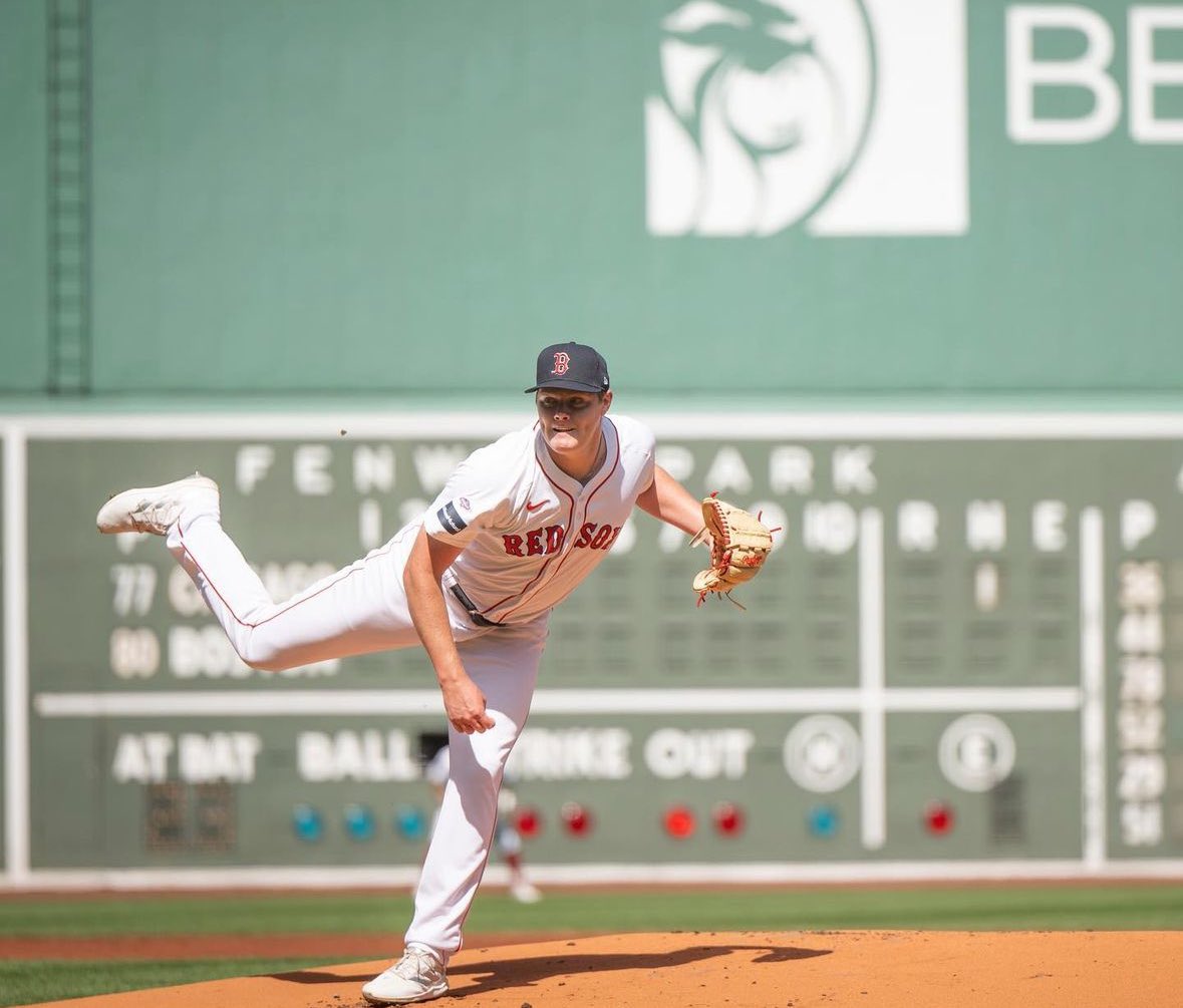 BostonStrong_34's tweet photo. 5.2 IP, 6 H, 0 ER, 1 BB, 2 K #Fitts 👏🏻 https://t.co/YwDLxEZ2th