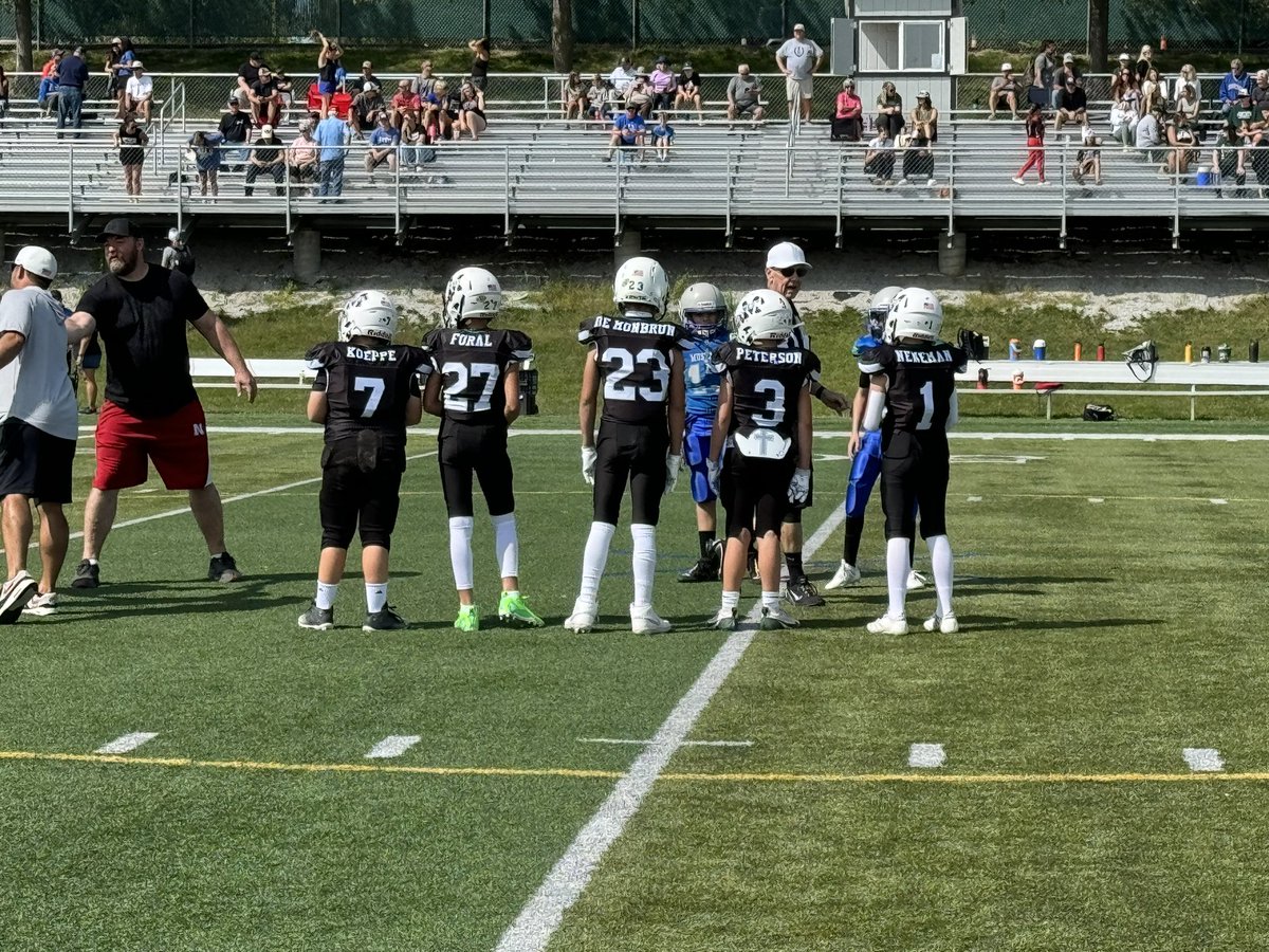 Jr. Cats roll big 46-0 over the MN Jr. Mustangs! #RollCats #BackinBlack #Roadtoa3peat
